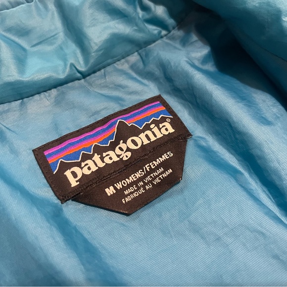 Patagonia Women's Puffer Jacket - Picture 3 of 8